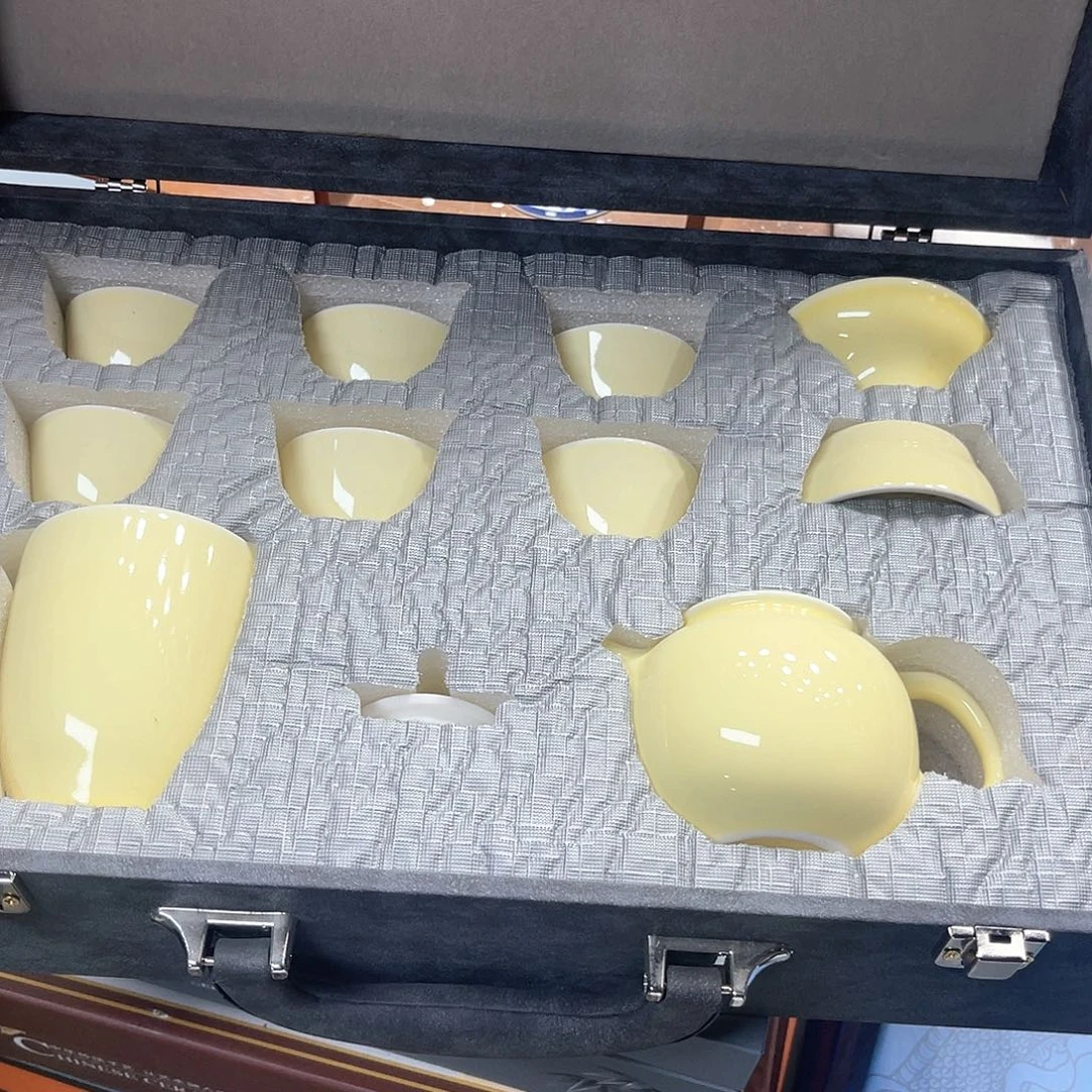 孤品茶具套装等。