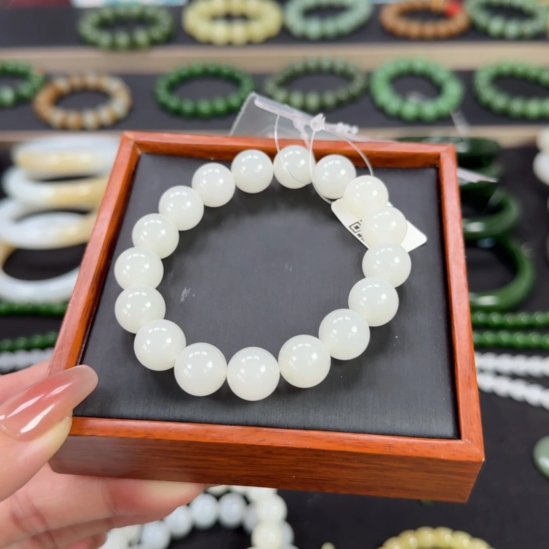 和田玉未镶嵌手链