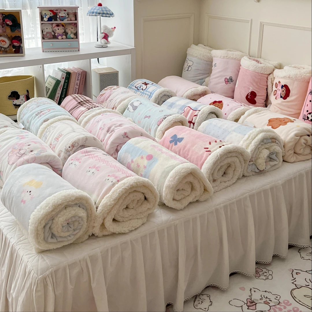 可爱羊羔绒牛奶毛毯 学生午睡小毯子宿舍可爱卡通披肩加厚牛奶绒