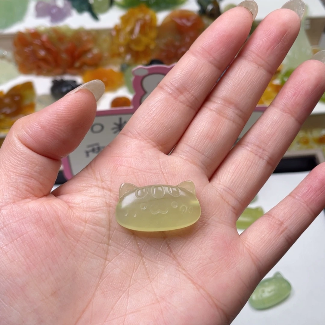 *****未镶嵌蛇纹石玉颈饰