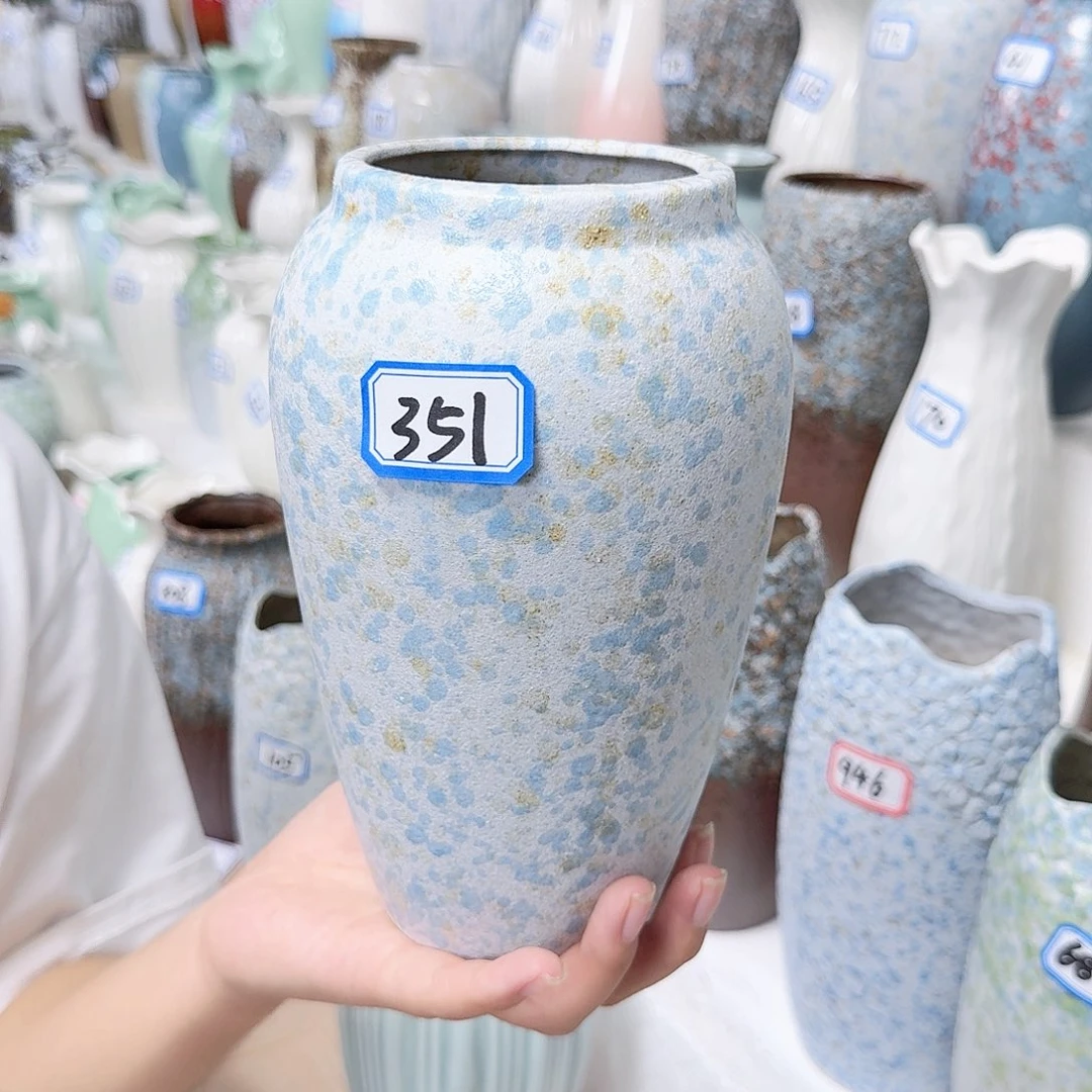 351号陶瓷高20厘米一个