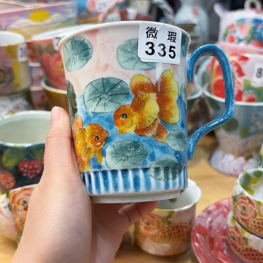 瓷片兔兔盖茨。兔兔