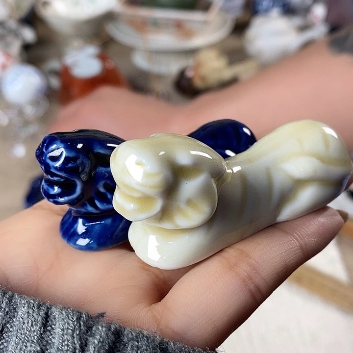 瓷片哈斯巴扬的妻子也曾