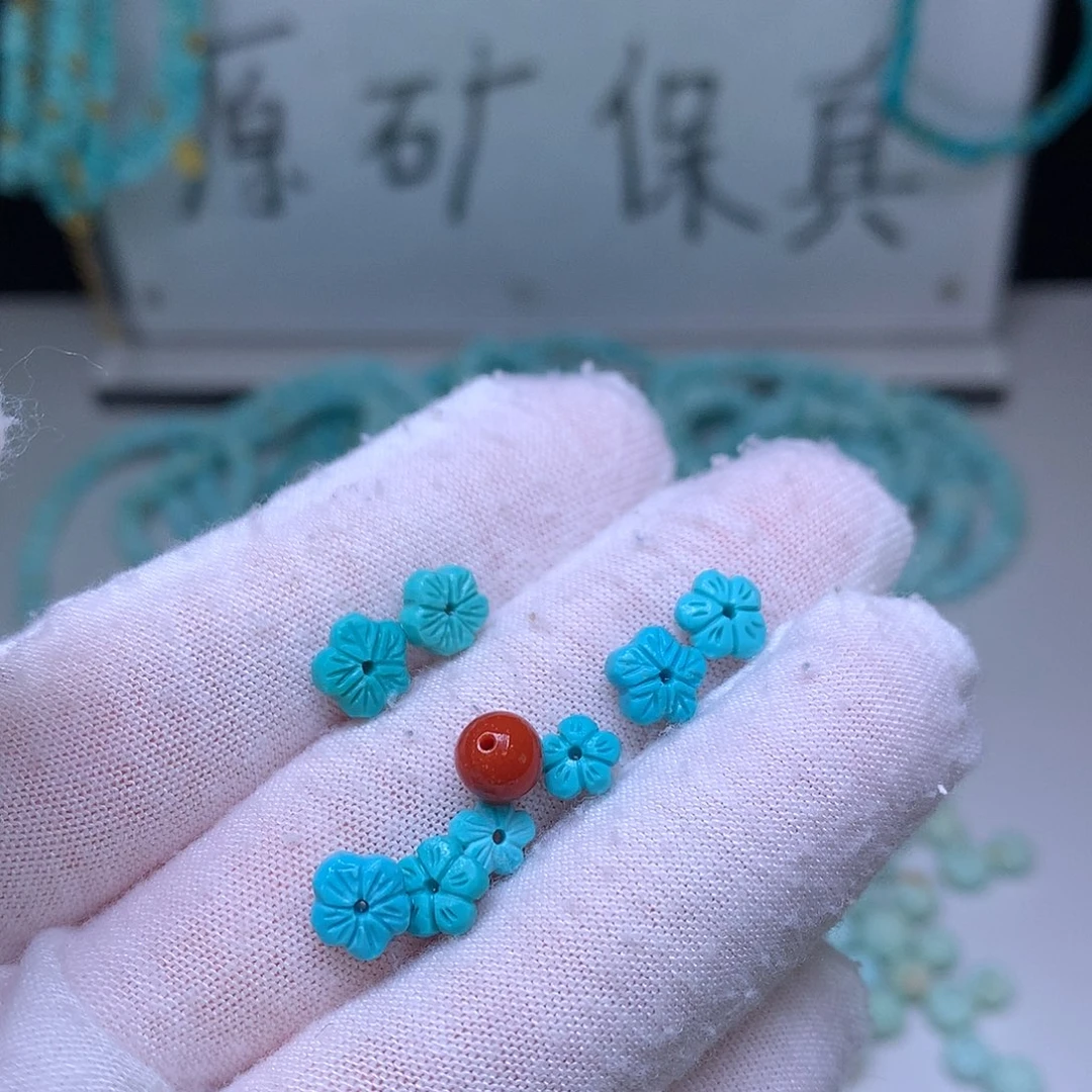 南红玛瑙未镶嵌珠宝奇石