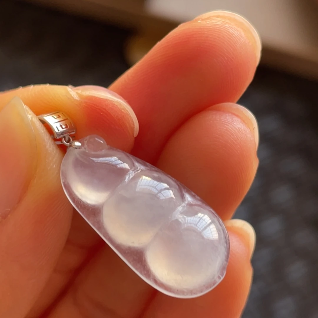 翡翠颈饰18K金镶嵌福豆