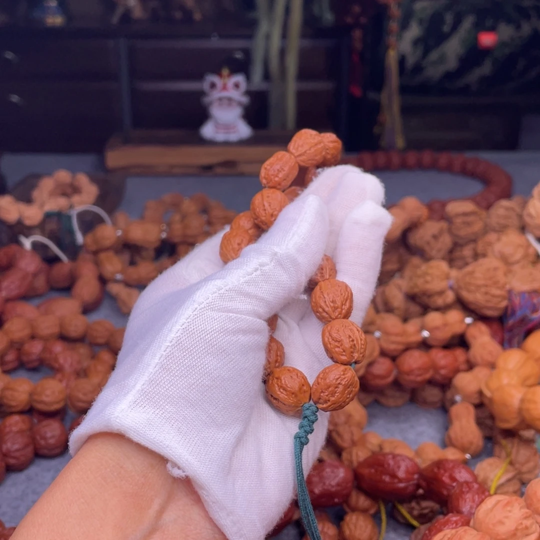 阿***呦吊坠文玩核桃秋子