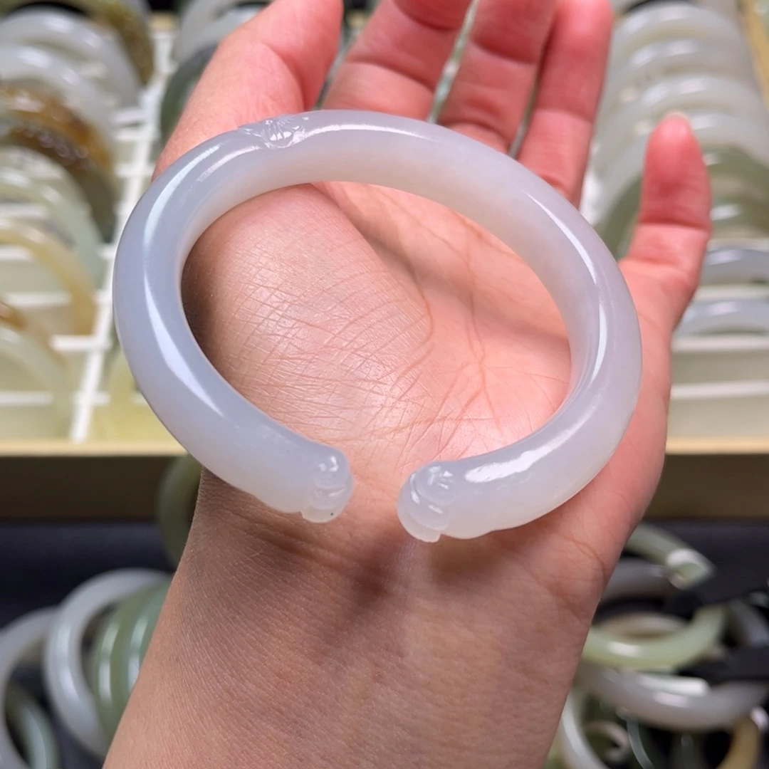 和田玉未镶嵌手镯57.5圈