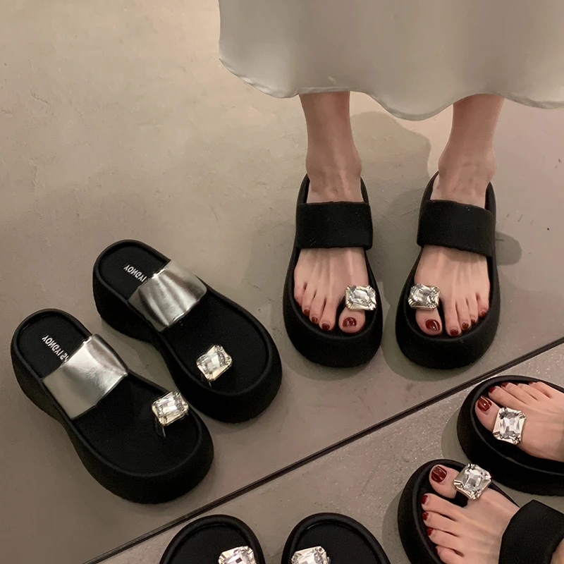 贾不假拖鞋女夏外穿2025新款夏季复古时尚小个子增高套趾凉拖鞋春