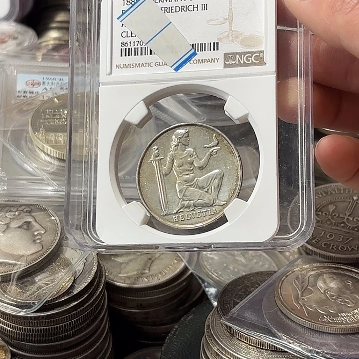 亲***包银Ag9001936瑞士女神五法郎银币