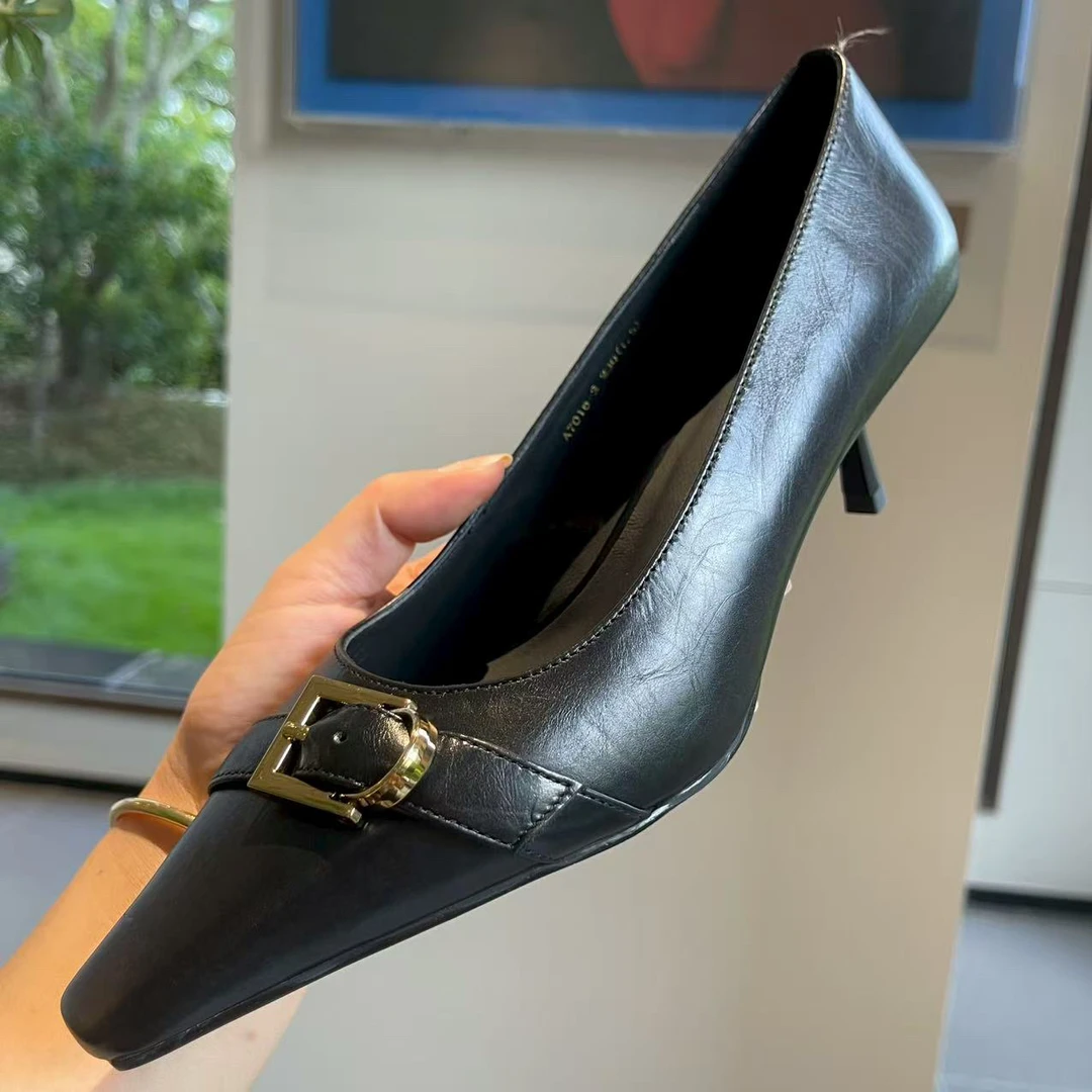 通勤舒适尖头秋季女士一脚蹬细低跟