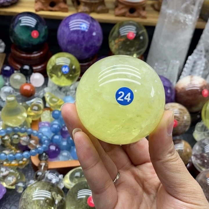 石材天然黄水晶球