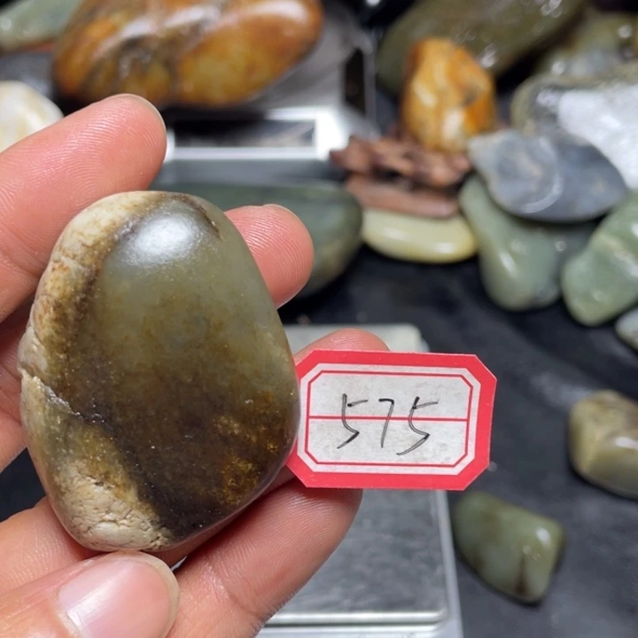 颈饰未镶嵌和田玉575