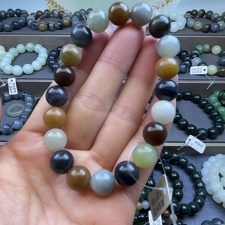 和田玉未镶嵌手链