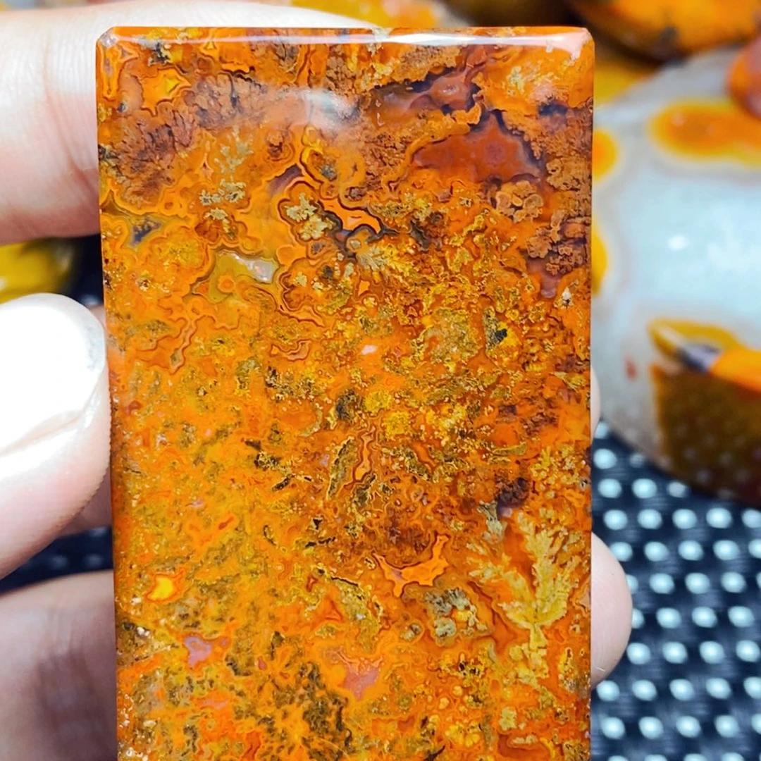 未镶嵌吊坠(不含链)玛瑙/玉髓正***?