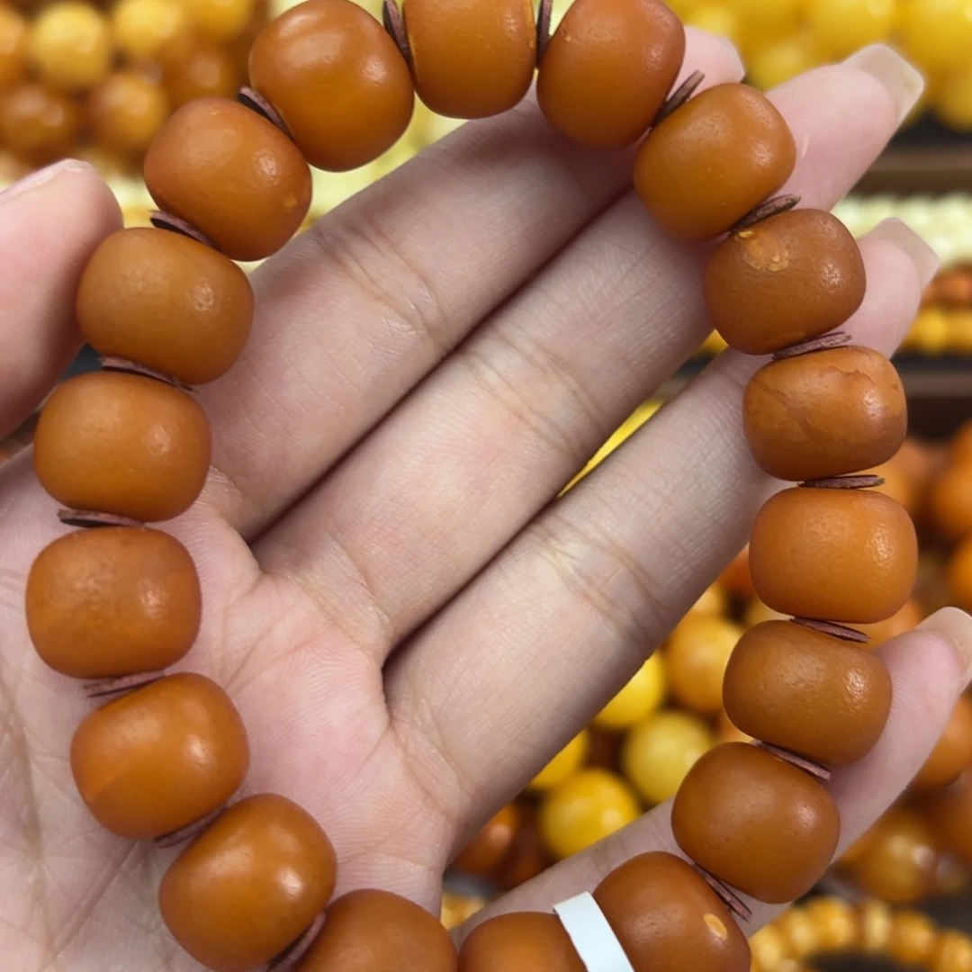 未镶嵌颈饰琥珀蜜蜡