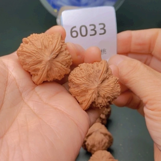 把件文玩核桃戒****_全品磨盘6033