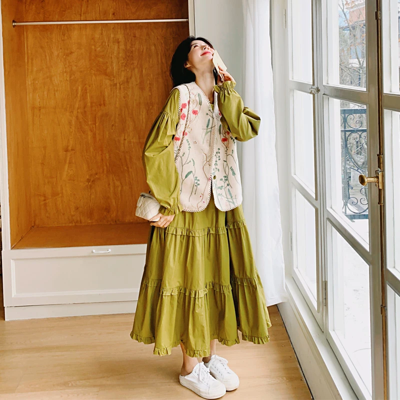 小清新印花马甲连衣裙2025春秋新款小众韩系复古文艺范ins风套装