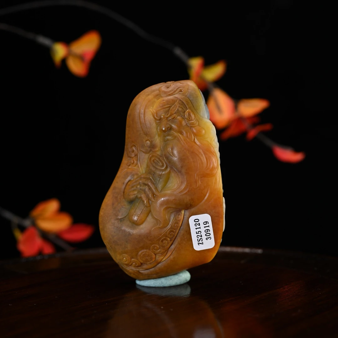 Lot8825 2512050199和田玉关公手把件【籽】/保利