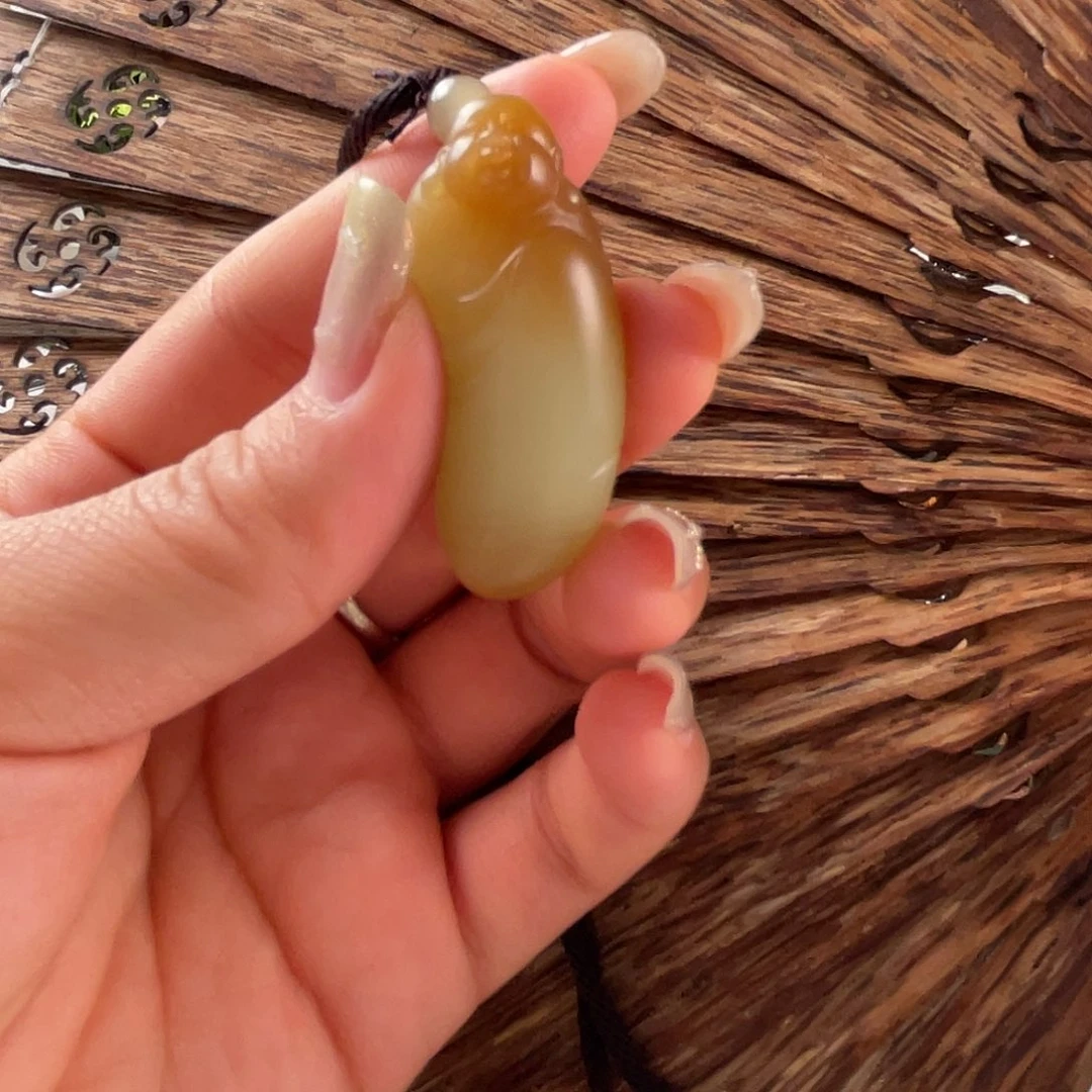 和田玉未镶嵌吊坠(不含链)