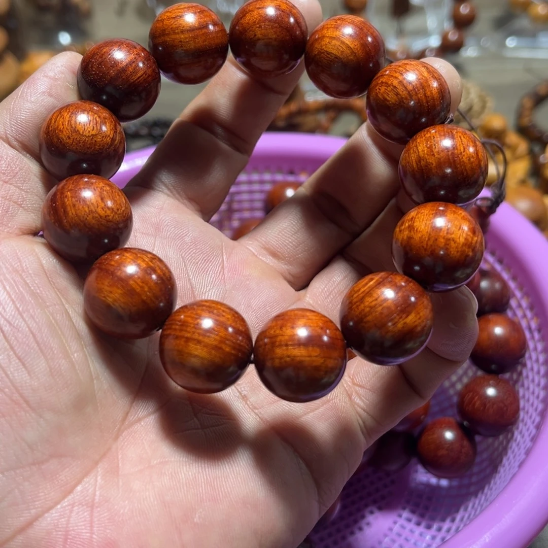 梁***练柏木（崖柏）血檀，1.8