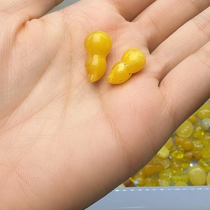 琥珀未镶嵌珠宝奇石