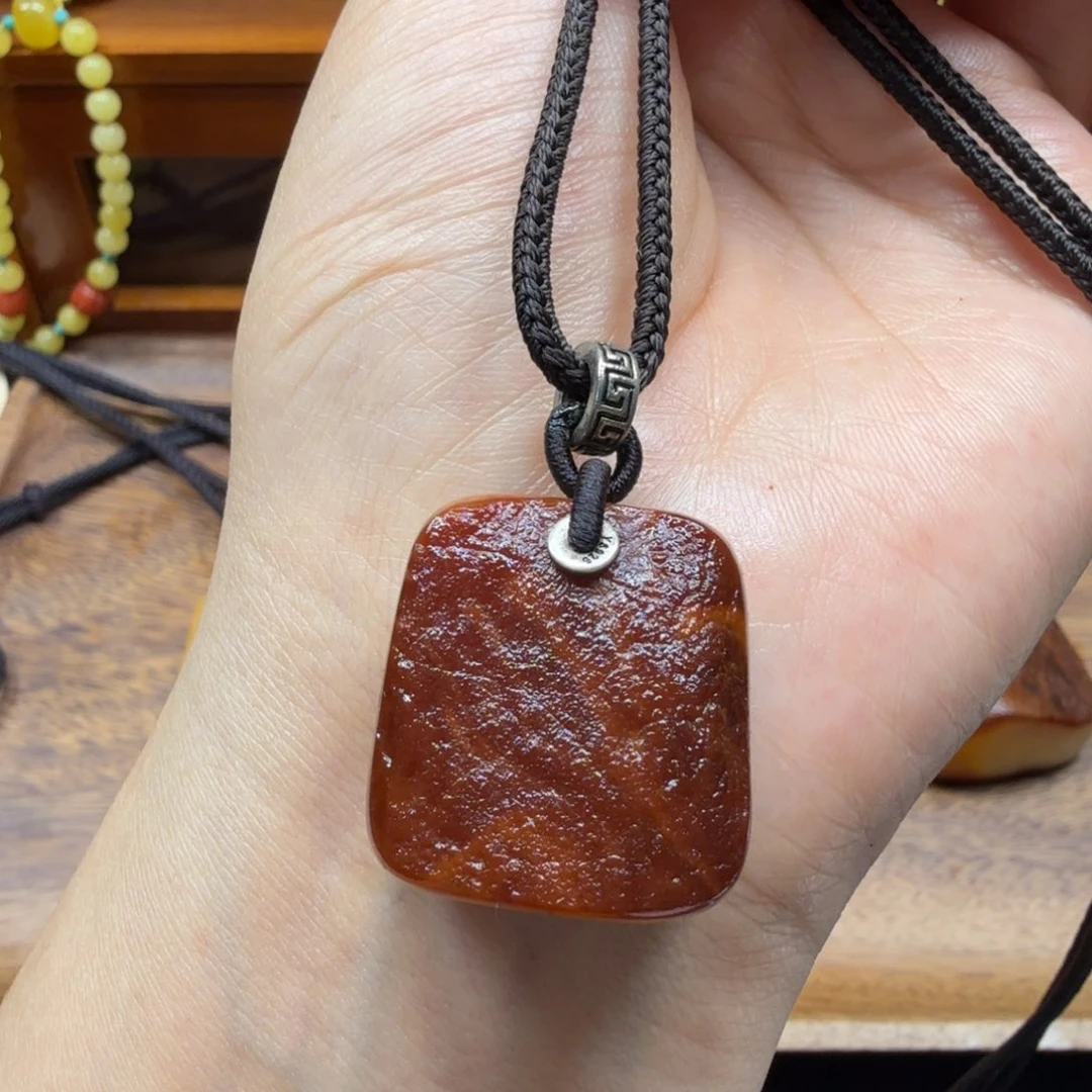 未镶嵌吊坠(赠链)琥珀