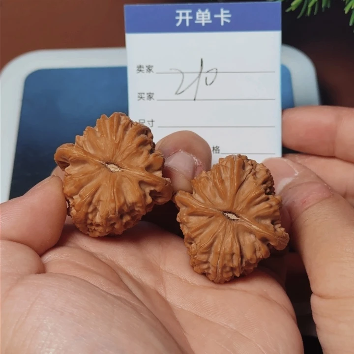 文玩核桃吊坠文玩核桃