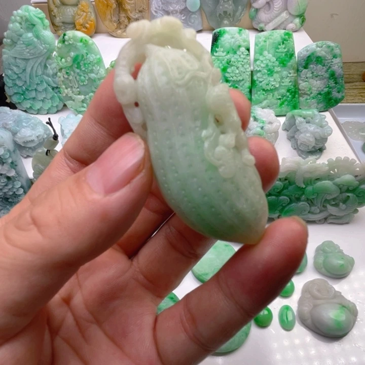 定制翡翠未镶嵌翡翠