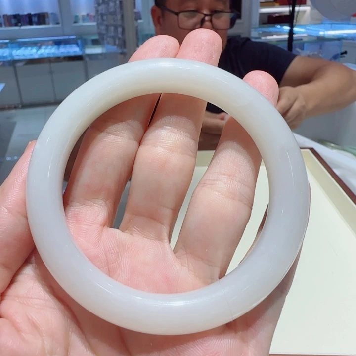 未镶嵌手镯和田玉159
