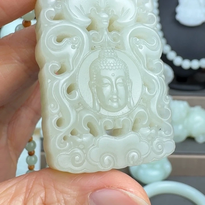 和田玉未镶嵌颈饰