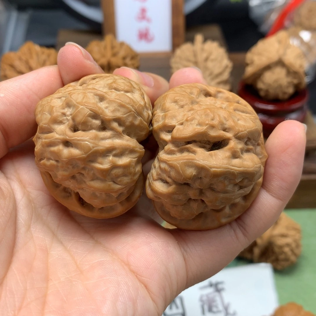 文玩核桃吊坠43蛤蟆头