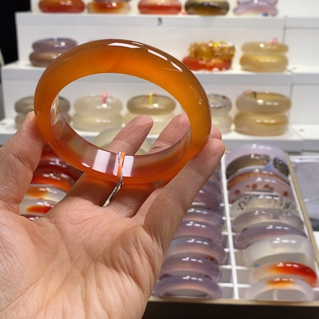 玛瑙/玉髓未镶嵌手镯