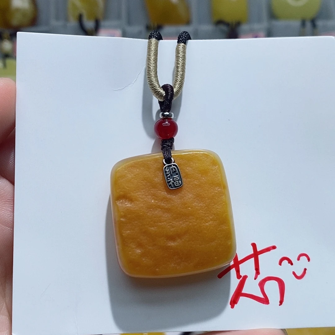 定制琥珀未镶嵌蜜蜡