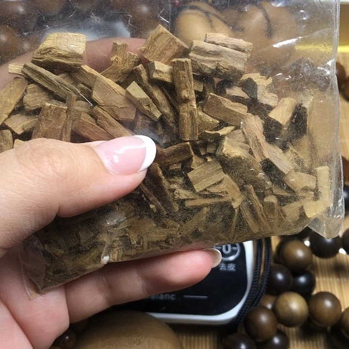 檀香木无事牌老山檀香碎料50克