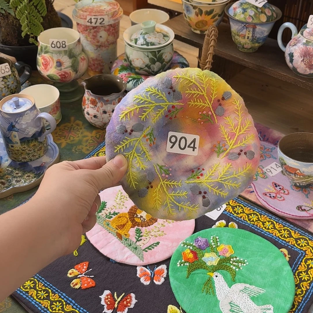刺子绣窝窝壶垫美价