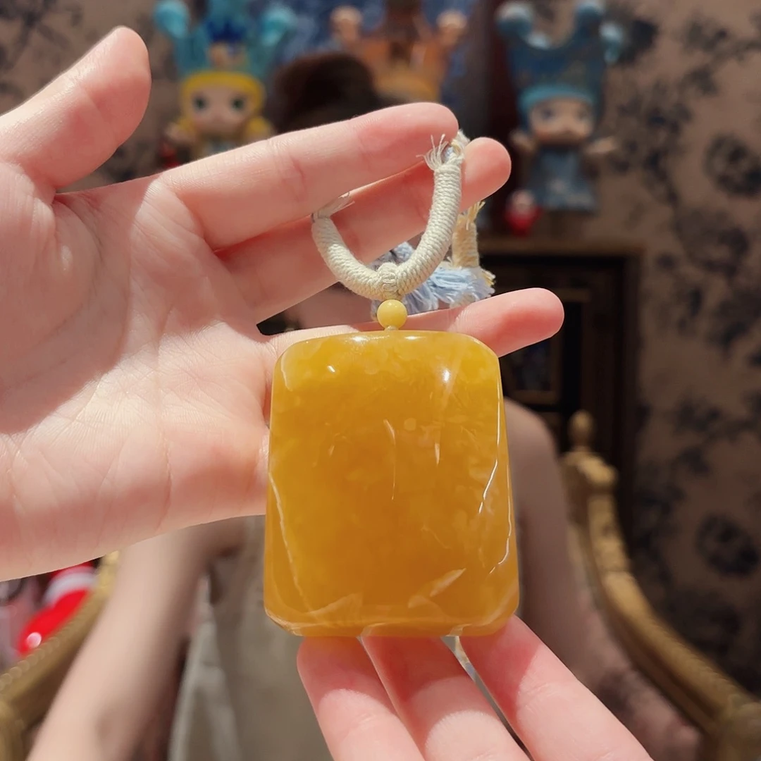 未镶嵌颈饰蜜蜡颈饰