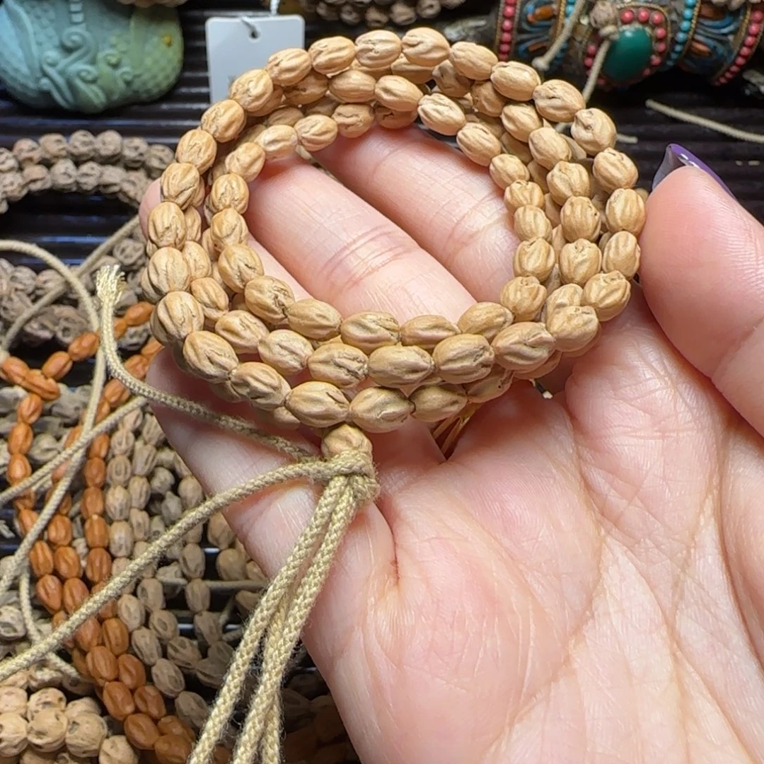 品***生柏香籽/百香籽吊坠