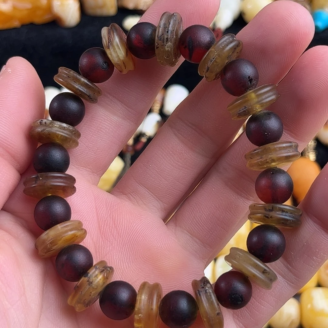 蜜蜡未镶嵌珠宝奇石