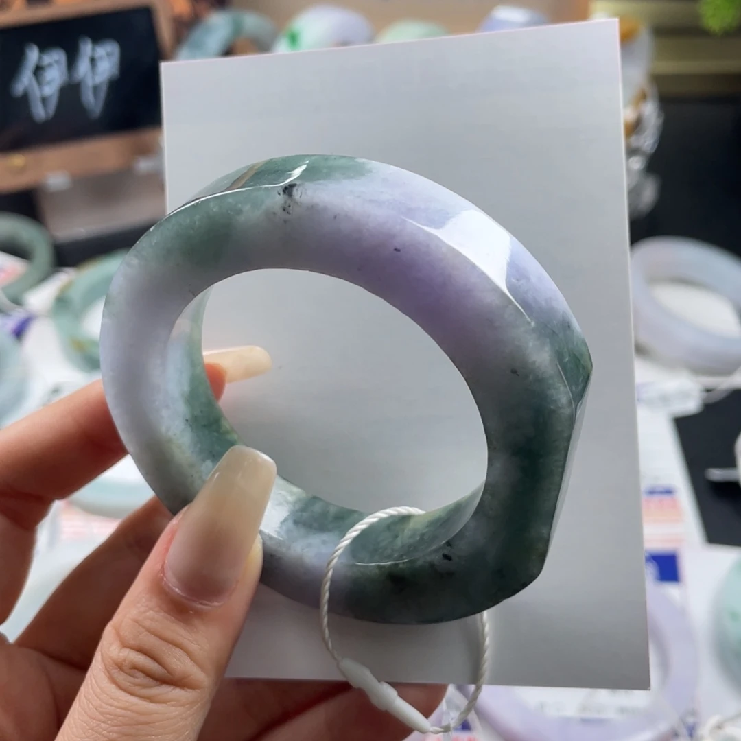 定制翡翠未镶嵌翡翠手镯基地质检发货