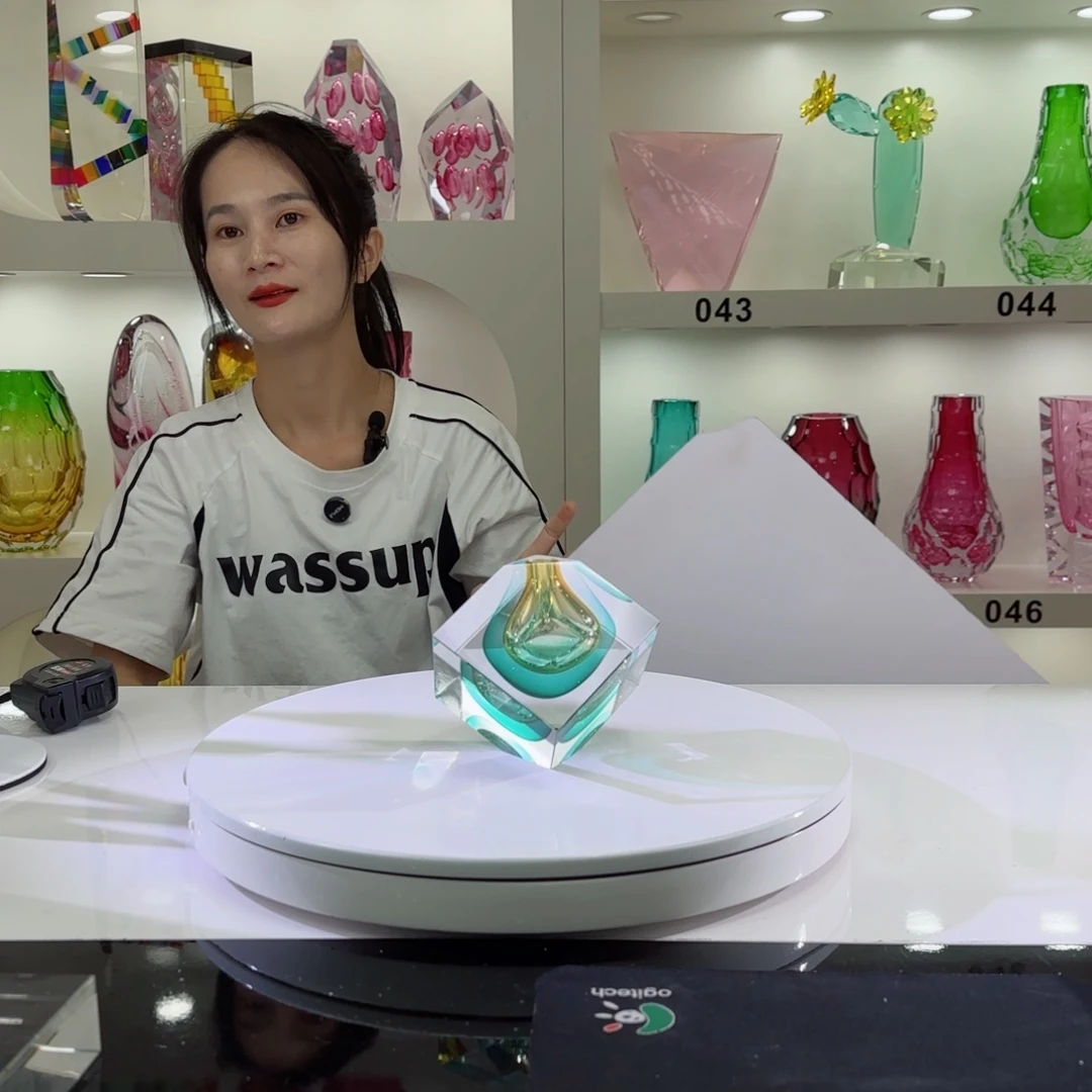 *****湖水绿渐变茶金色