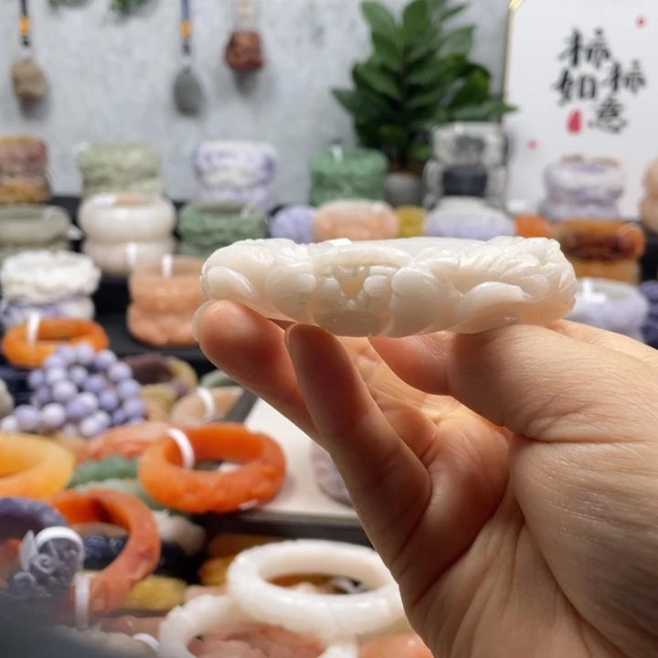 石英质玉未镶嵌手镯