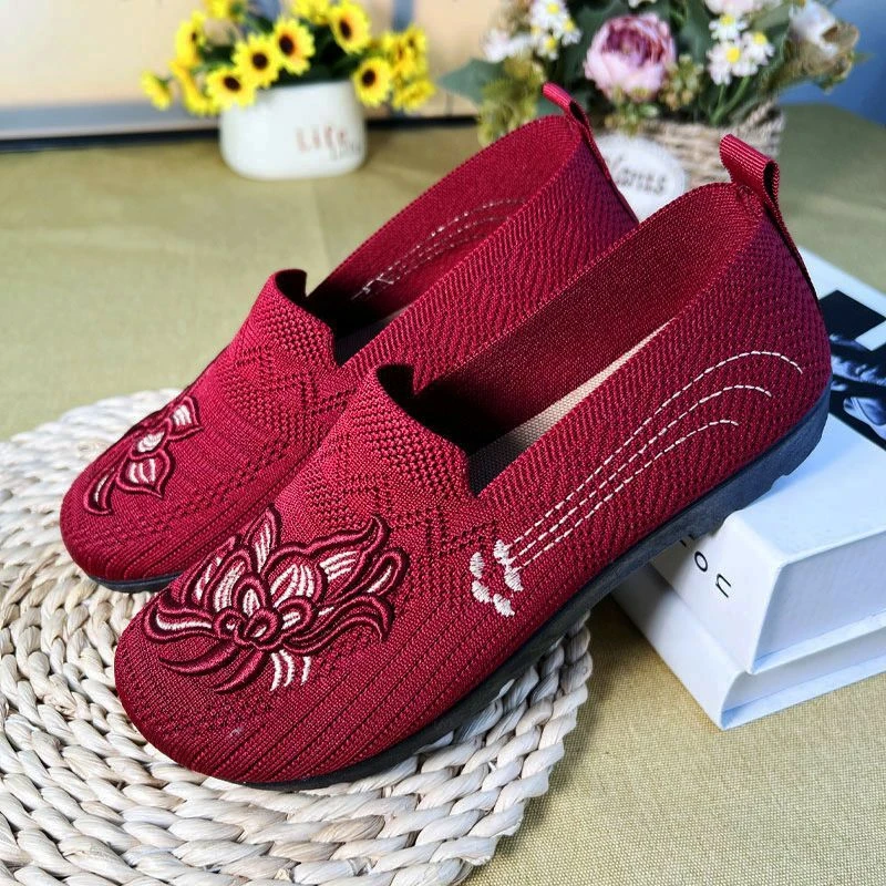 圆头防滑春季绣花一脚蹬通用布鞋透气妈妈鞋软底夏季网鞋健步鞋
