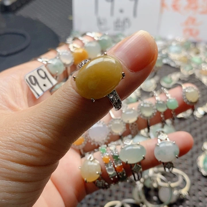 禅***翡翠戒指未镶嵌缅甸天然