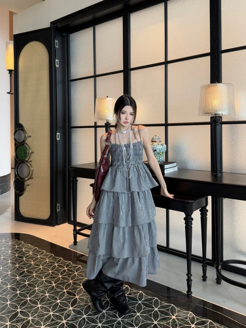 ROCHAROMA ｜格纹吊带连衣裙