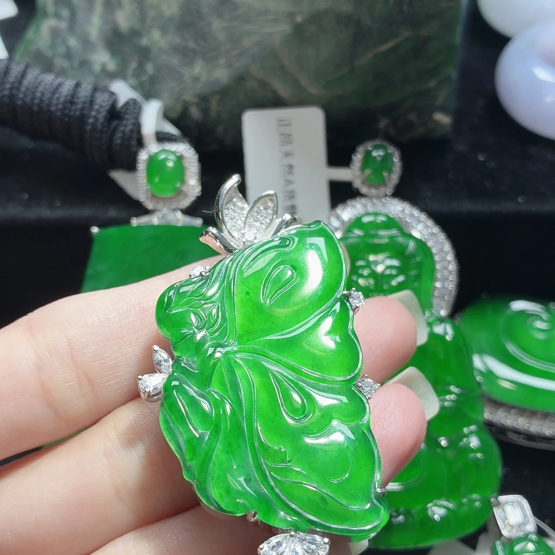 翡翠银S925镶嵌颈饰