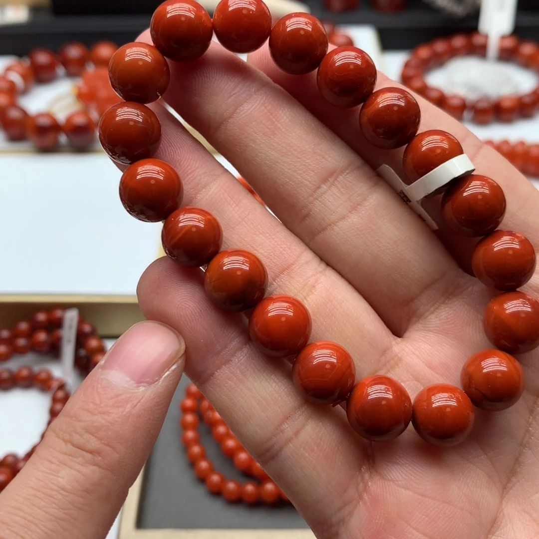 南红玛瑙手链未镶嵌王**?