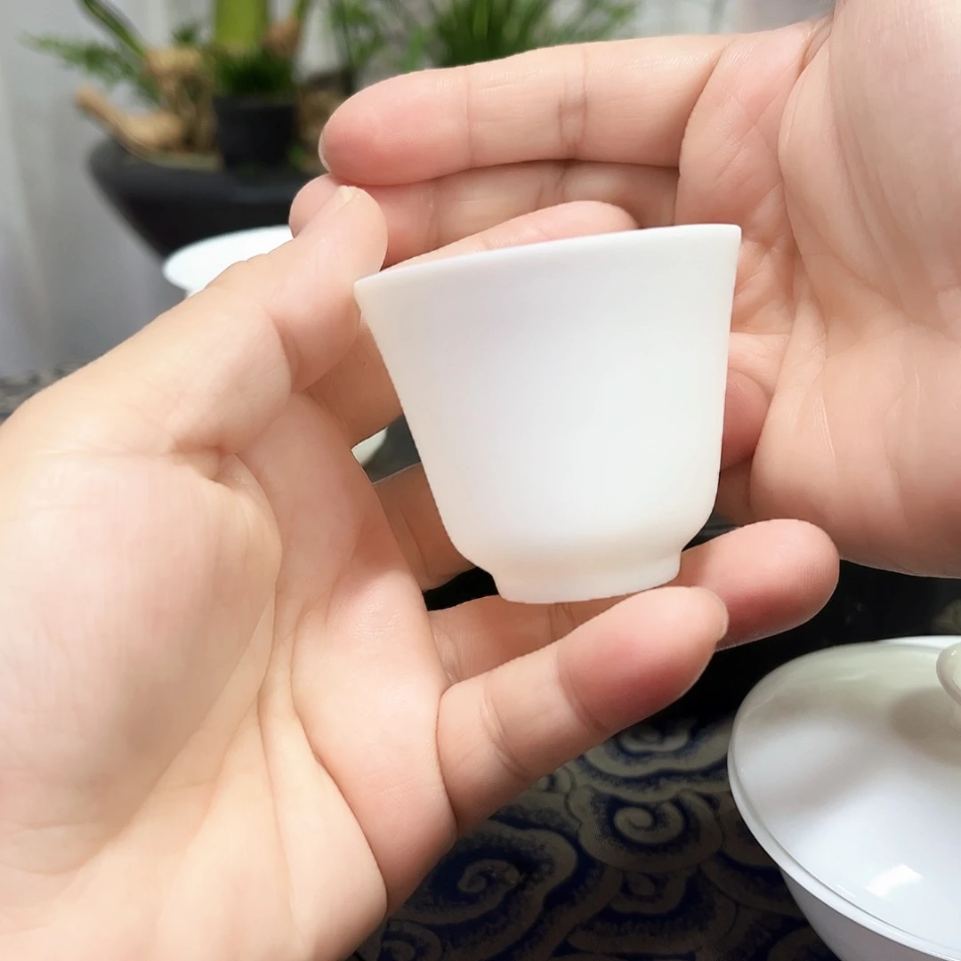 瓷片主人杯羊脂玉瓷1