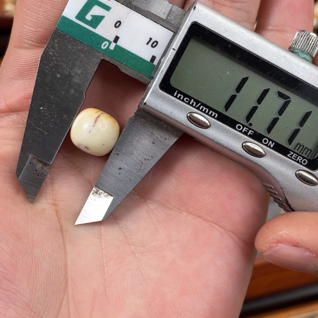 琥珀未镶嵌珠宝奇石微花粉