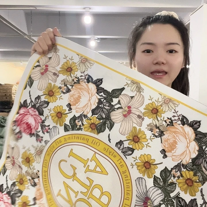 花色垫子。  21号啦啦啦啦
