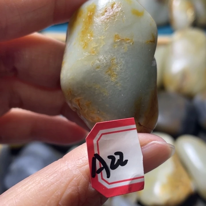 和田玉未镶嵌颈饰62.59